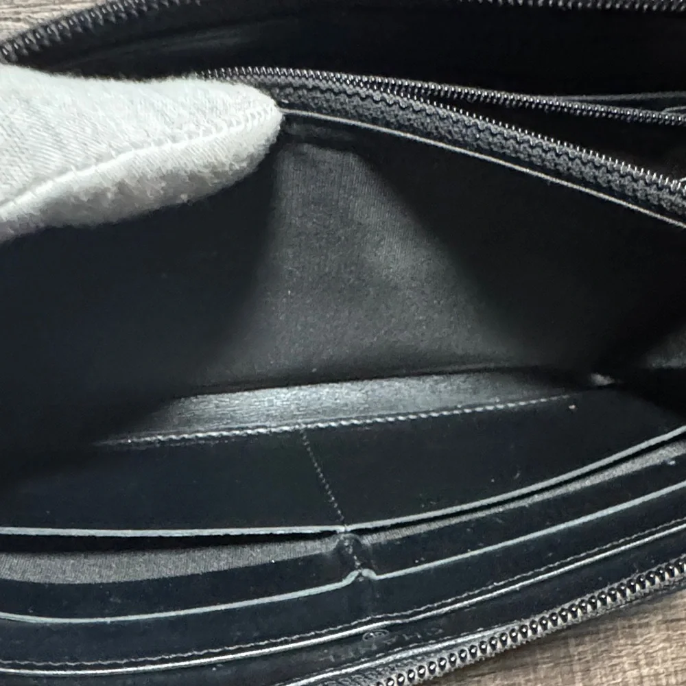 CHANEL Black Leather Zip around Wallet - Picture 9 of 16